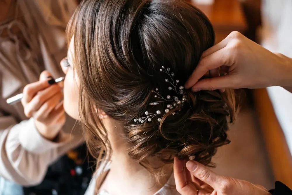 Coiffure mariée à Saint-Aubin d'Aubigné